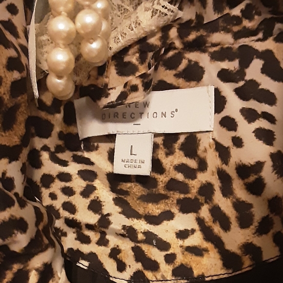 New Direction Leopard Vest  N.W.O.T - Picture 4 of 4